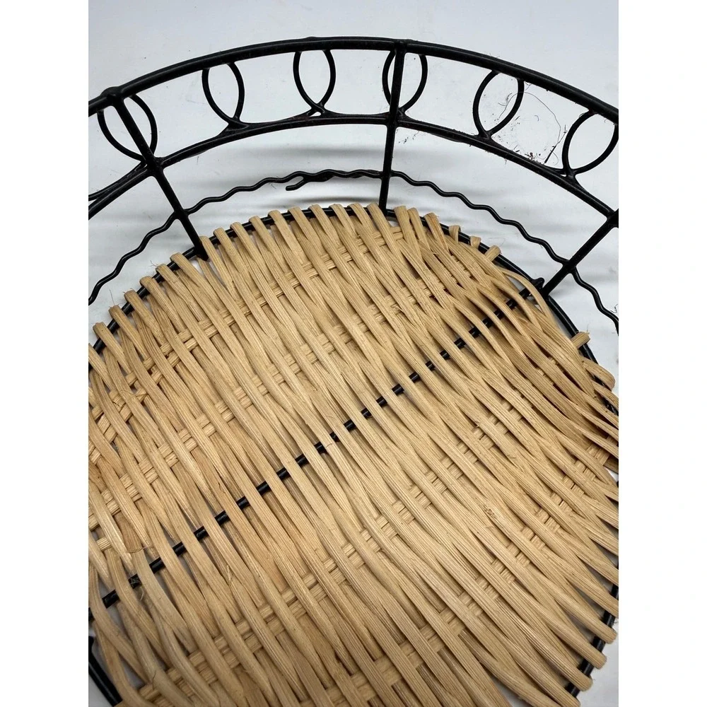 Black Metal Wire and Woven Wicker Round Basket Decorative Fruit Bread Bowl